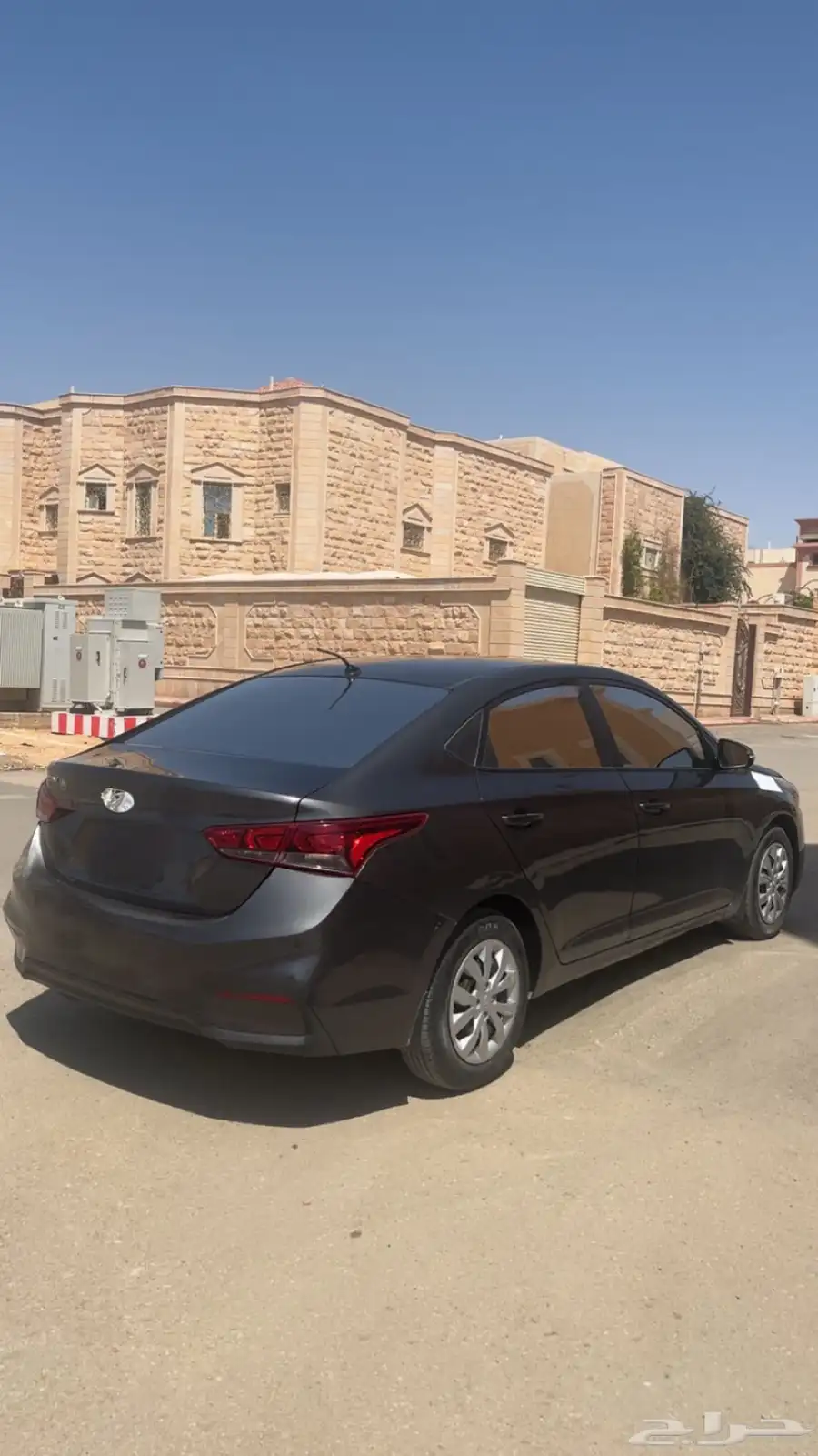 للبيع اكسنت 2020 9
