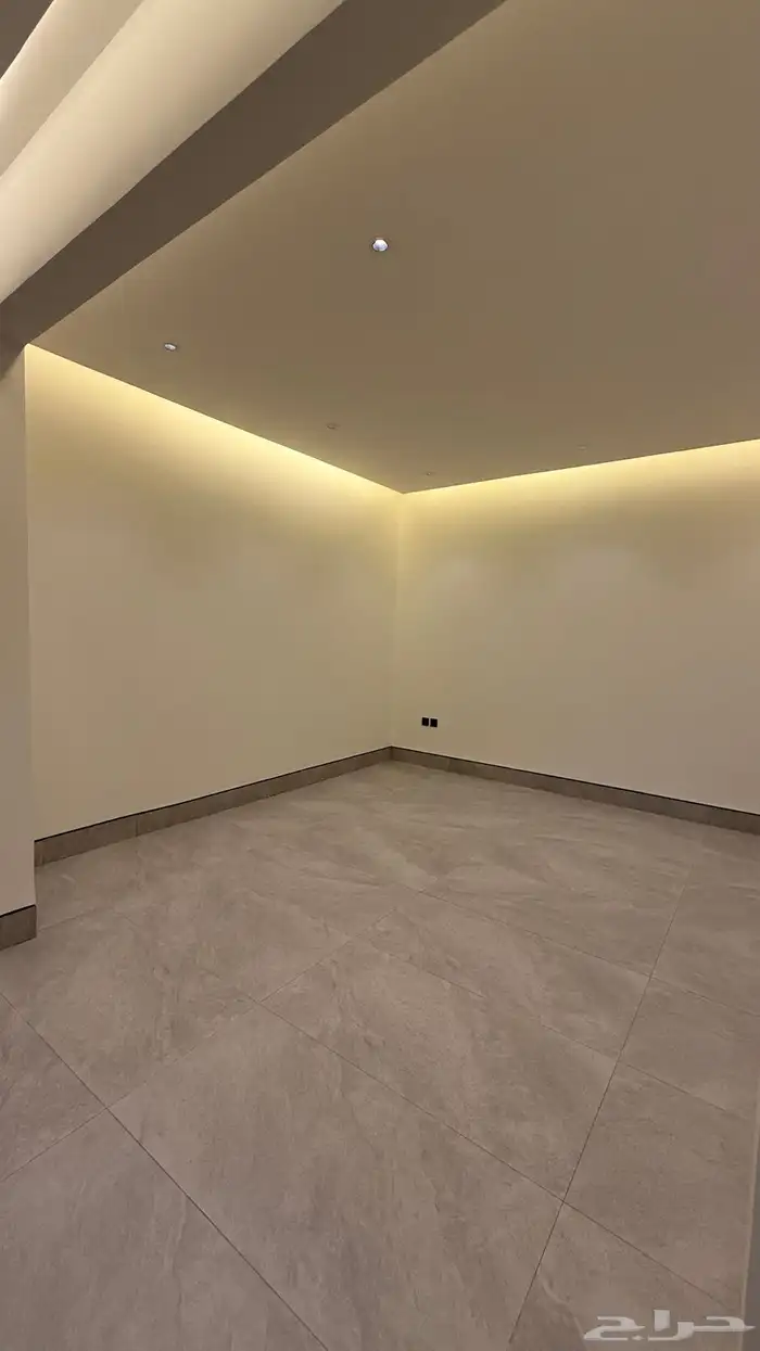 للبيع فلة بالجبيلة 31