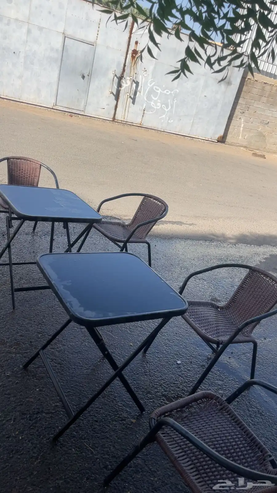 طاولات العدد ثنتين مع كراسي 2