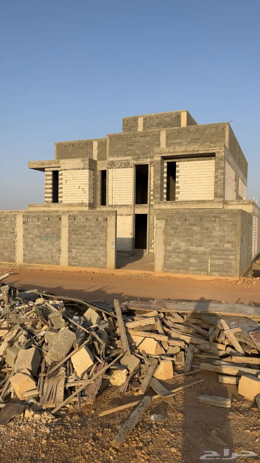 فيلا سكنية عظم على شارعين في حي الياسمين الملكي في المجمعة 2