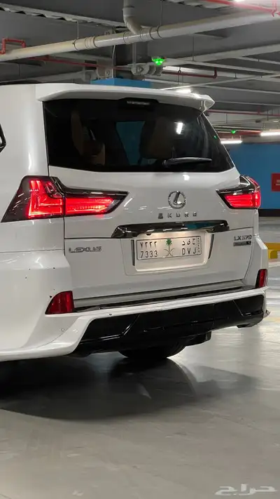 LEXUS LX570 2016 12