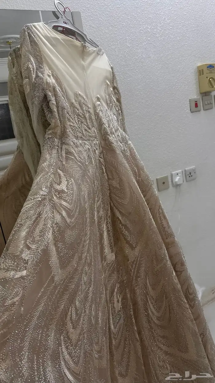 فستان استعمال يوم واحد فقط و ساعات معدوده 3