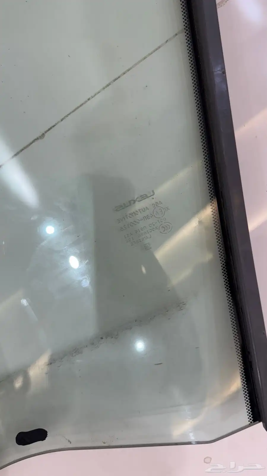 قطع لكزس LS500 موديل 2018 وجيب لكزس 8