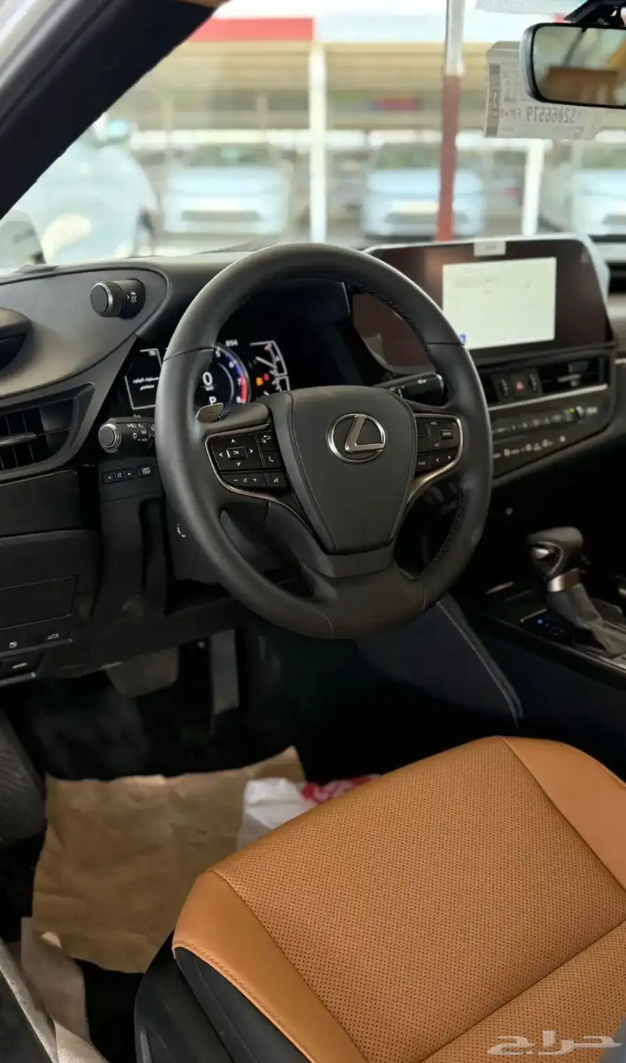 لكزس ES350CCموديل 2025 كاش وتقسيط 9
