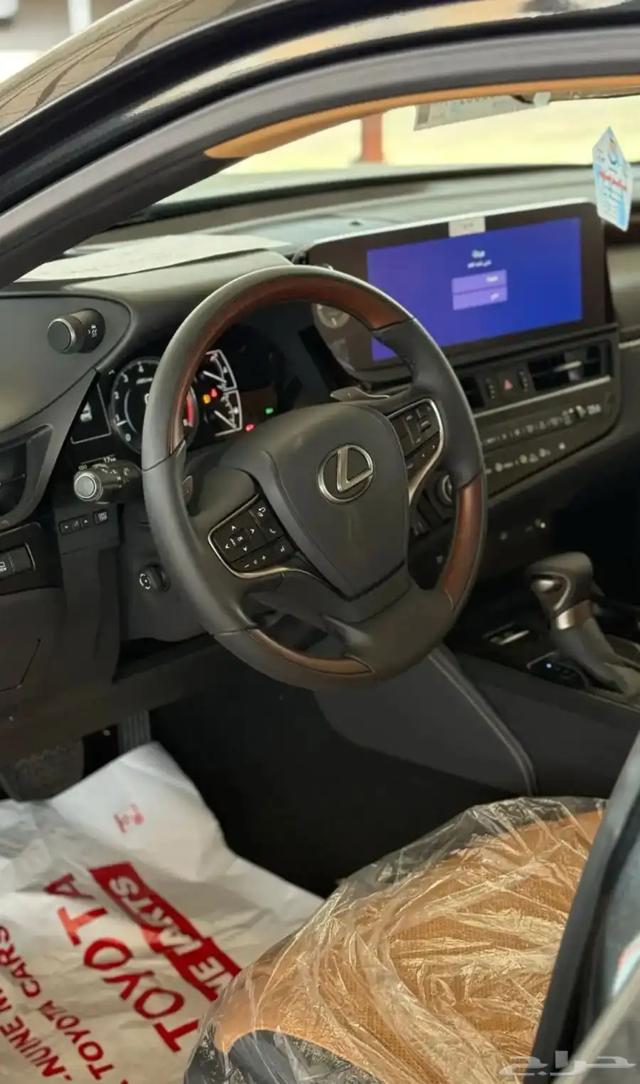 لكزس ES350CCموديل 2025 كاش وتقسيط 10