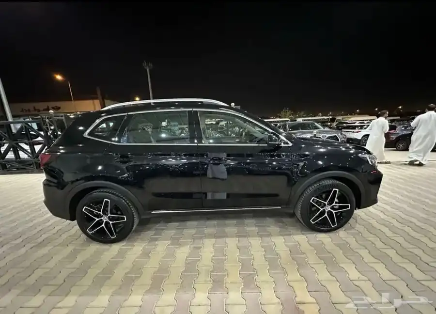 ام جي RX5 موديل 2024 فل كامل نضيف 3