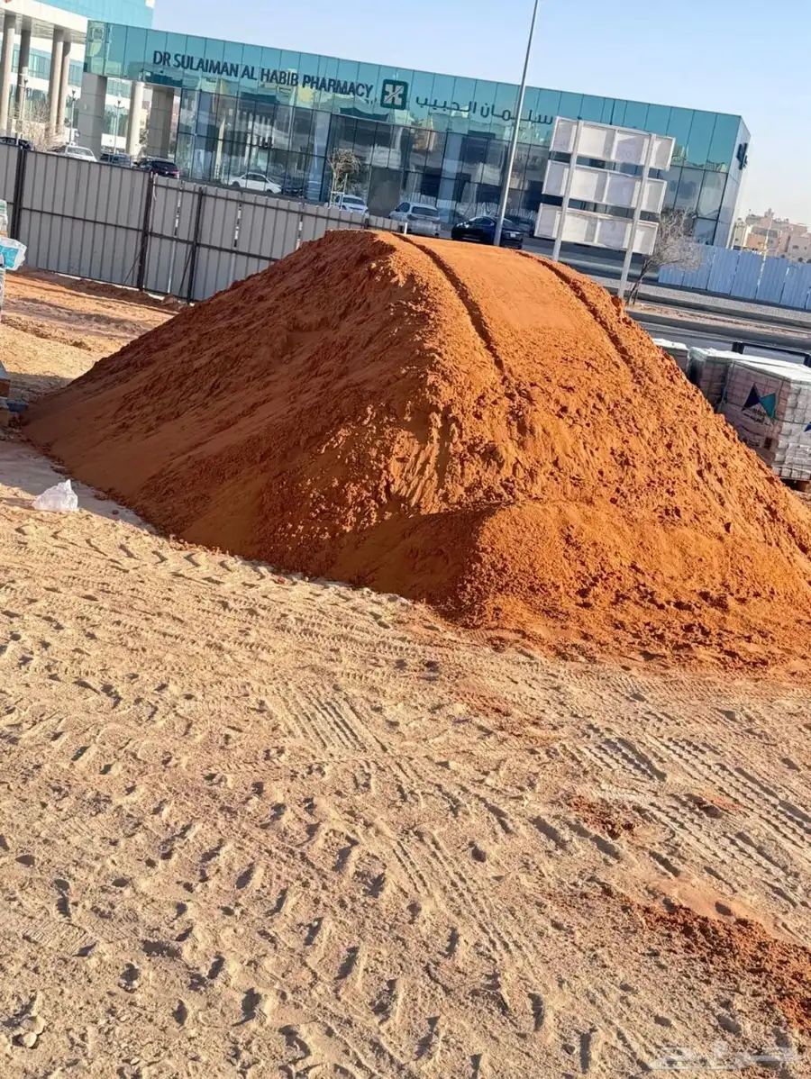 دفان  توريد دفان  صبيز  كسارة  غربال  رمل تريلات 4