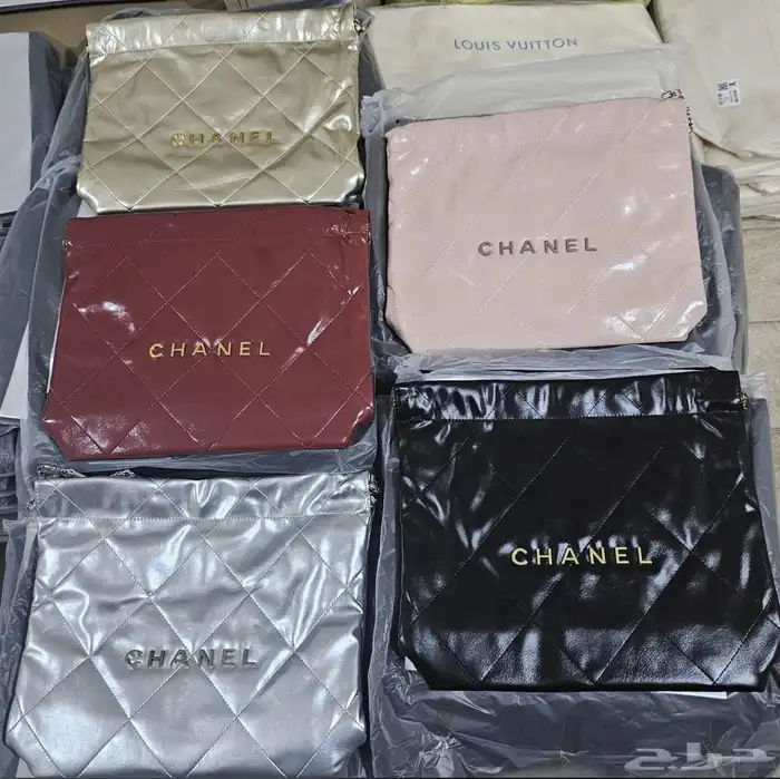 شنط ماركات طبق الأصل   السعر شامل التغليف 23