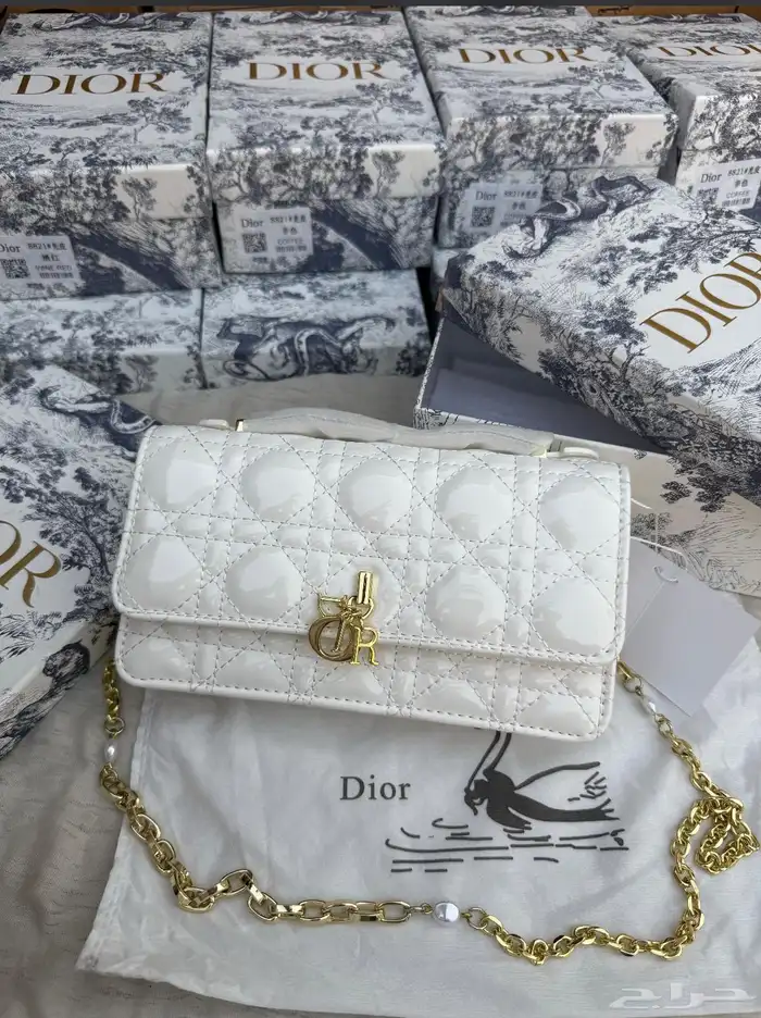 شنط ماركات طبق الأصل   السعر شامل التغليف 22