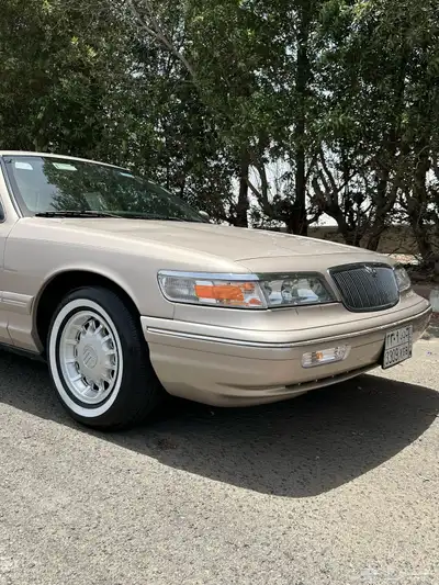 فور ماركيز موديل 1997 1