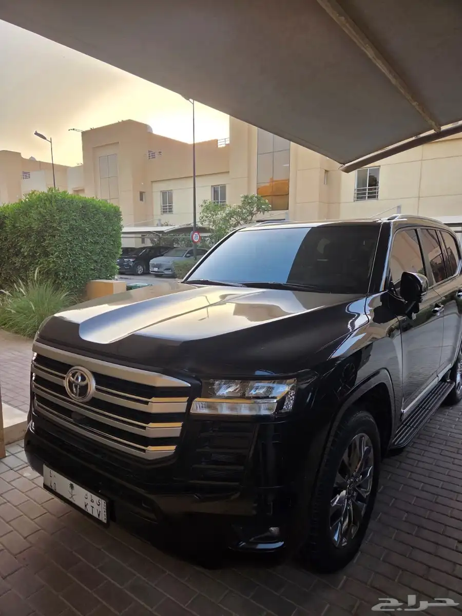 لاندكروزر 2