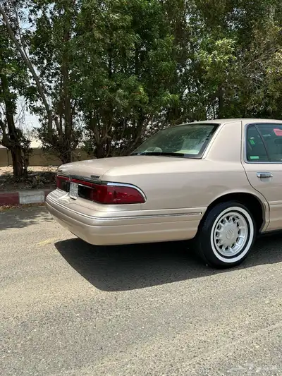 فور ماركيز موديل 1997 3