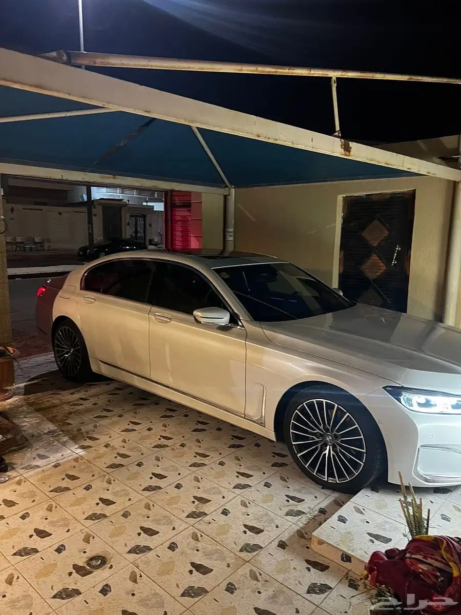 سيارة بي ام دبليو 2020 2