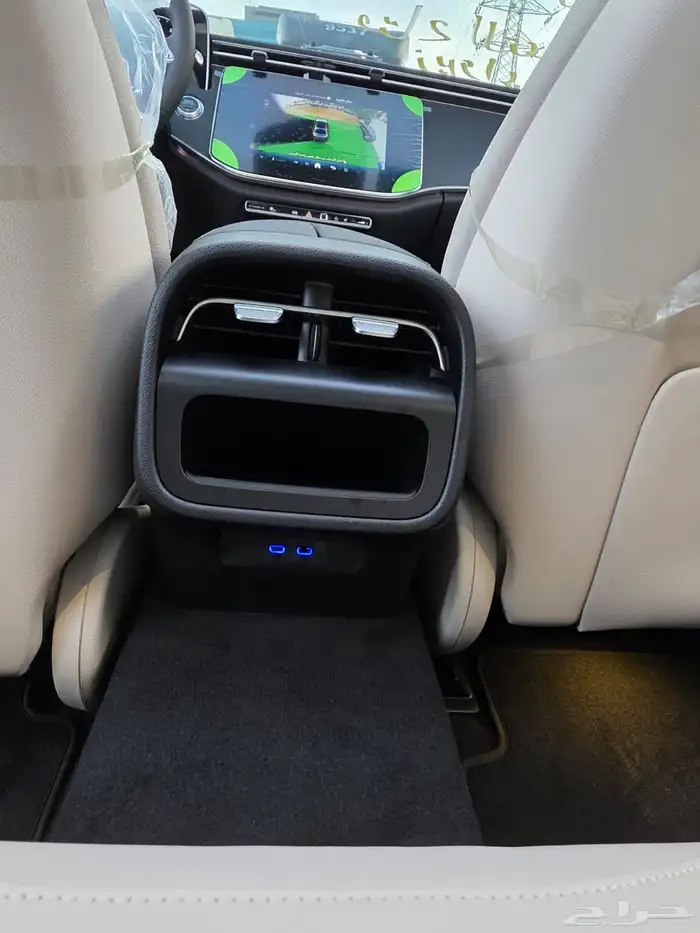 E200 17