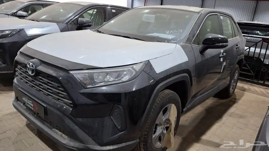 تويوتا راف فور 2023 جديد لون اسود كاش او اقساط 0