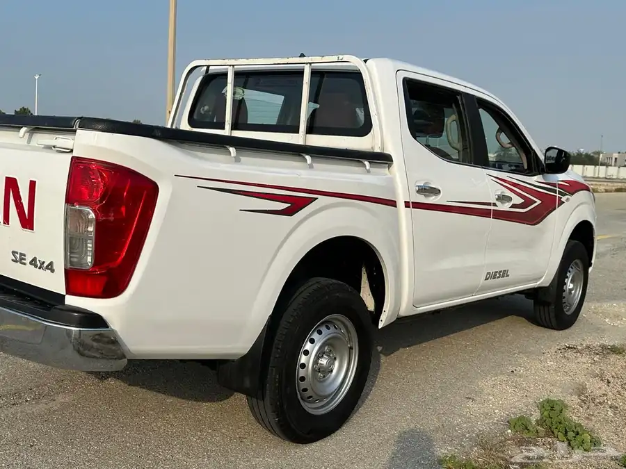 نيسان نافارا 2020 ديزل دبل ودفلوك جير عادي نضيف ماشي قليل 8