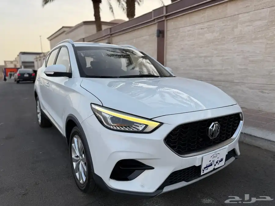للبيع ام جي ZS 2023 نص فل 4