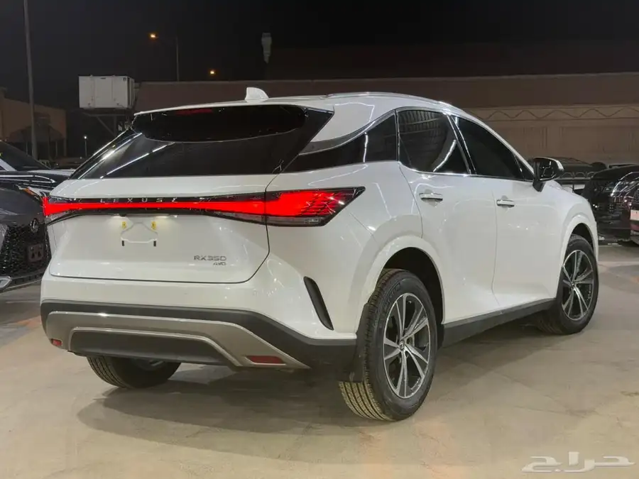 لكزس RX 350 موديل 2023 ( بحالة الجديد ) 6