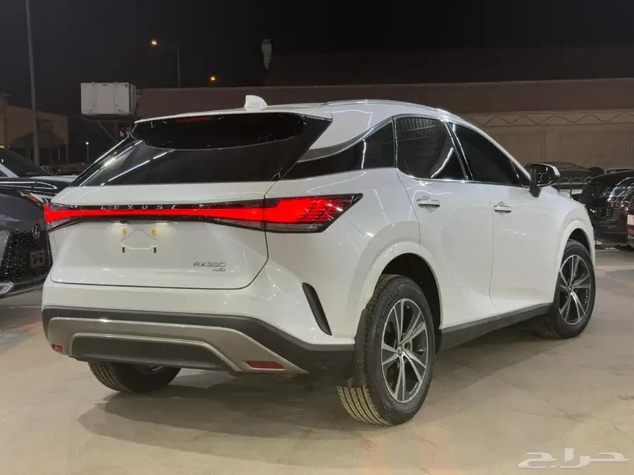 لكزس RX 350 موديل 2023 ( بحالة الجديد ) 5