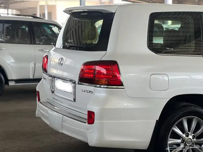 سعودي 2011 وكاله Lexus 5