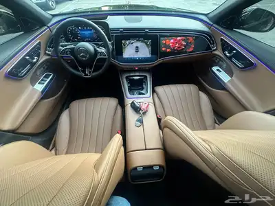 مرسيدس E300 2024 اسود 17