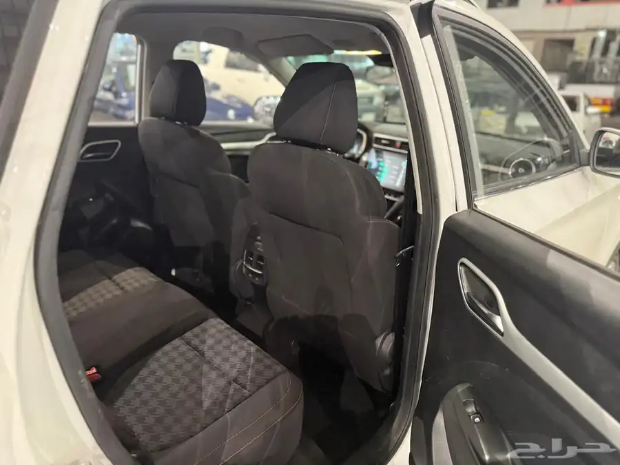 ام جي ZS 2023 نص فل 26