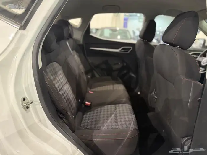 ام جي ZS 2023 نص فل 27