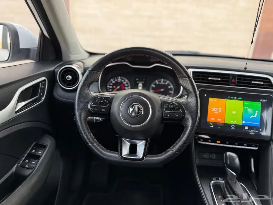 للبيع ام جي ZS 2023 نص فل 22