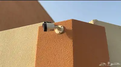 قطعتين كنب للبيع و 4 كاميرات 5 ميغابكسل 2