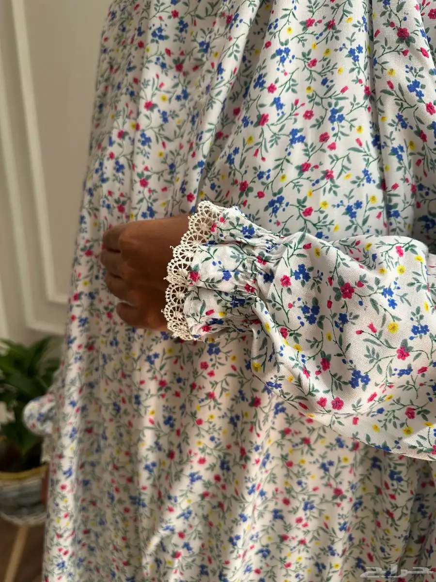 اسدالات صلاه بدانتيلات فرنسيه في الأكمام 9