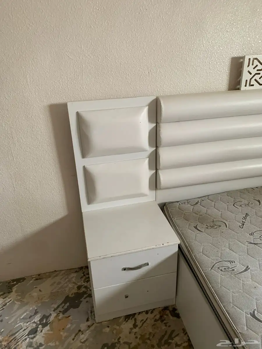 غرفه نوم جديده بجميع ممتلكاتها 3