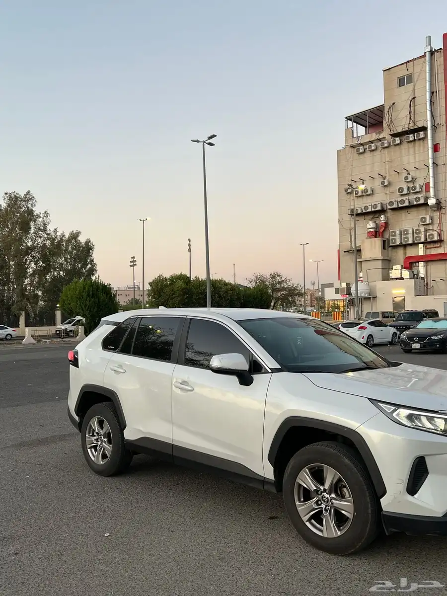 راف فور 2023 2