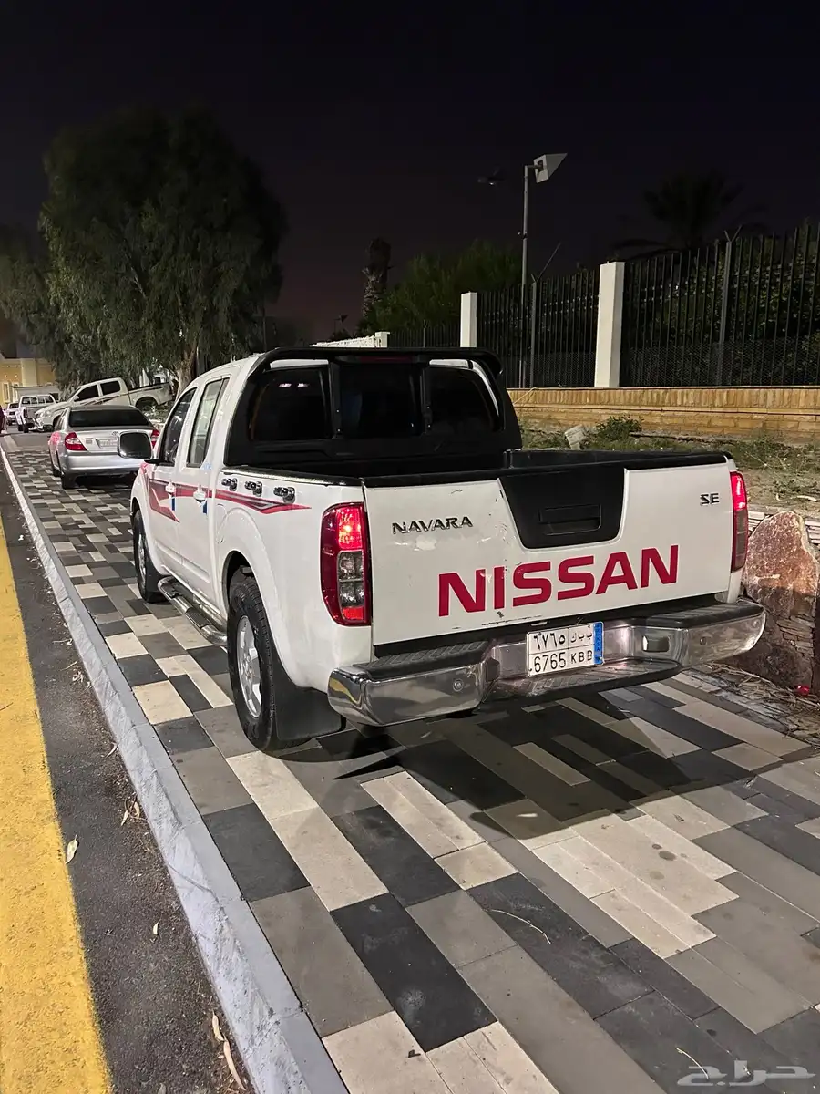 نيسان نفارا 2015 1