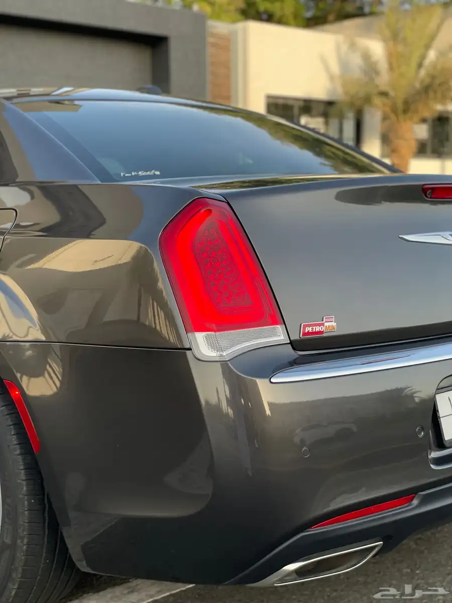 كرايزلر - C300 - 2023 - سعودي - ممشى قليل 7