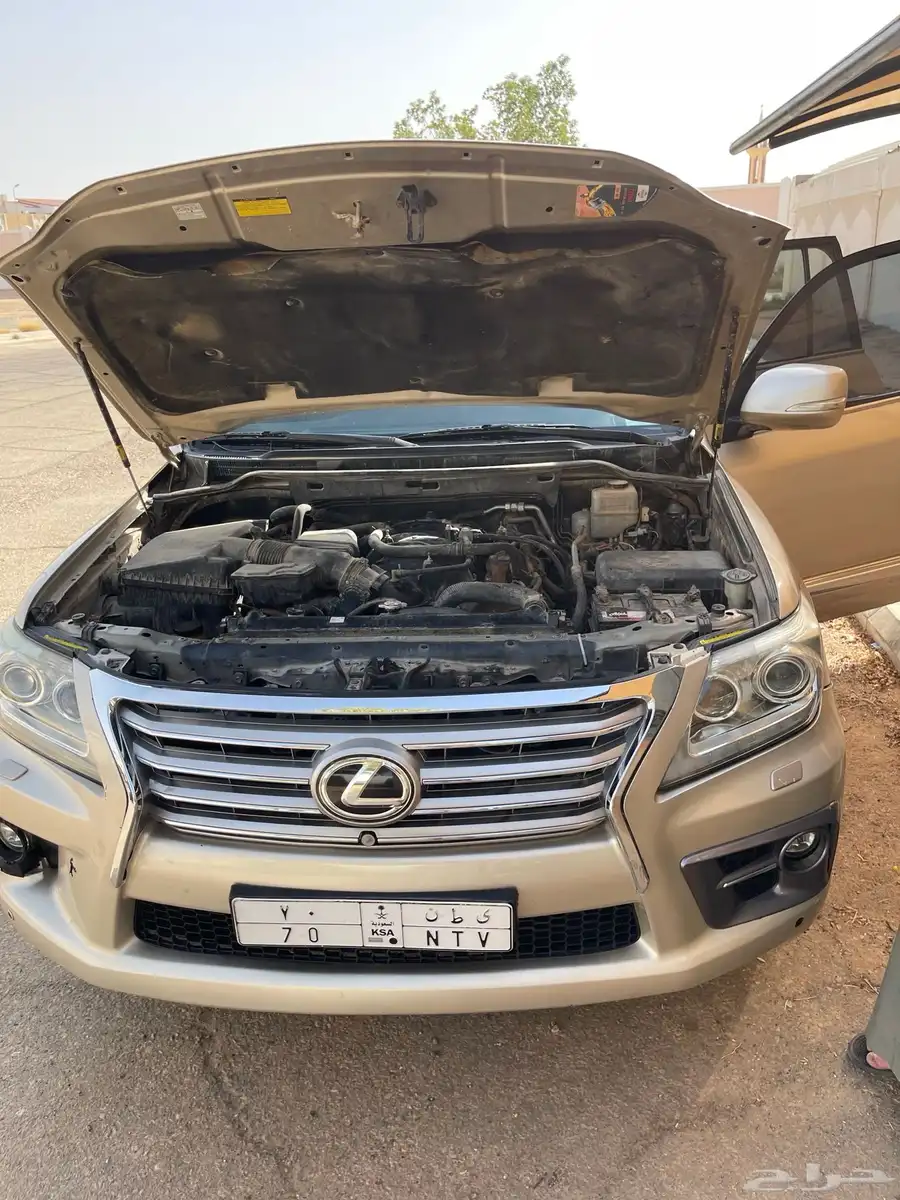 جيب لكزس LX570 موديل 2009 محول خارجي 2015 14