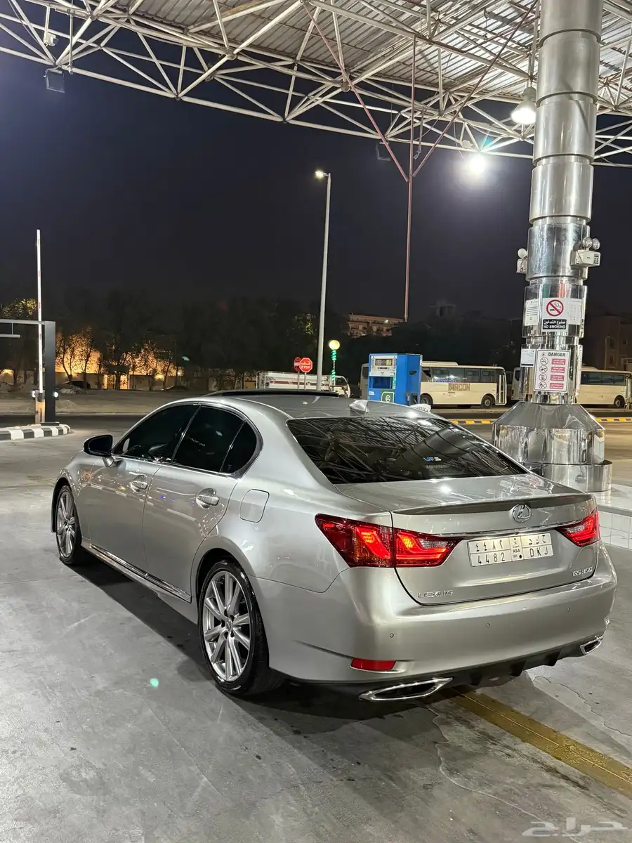 لكزس GS350 2015 7