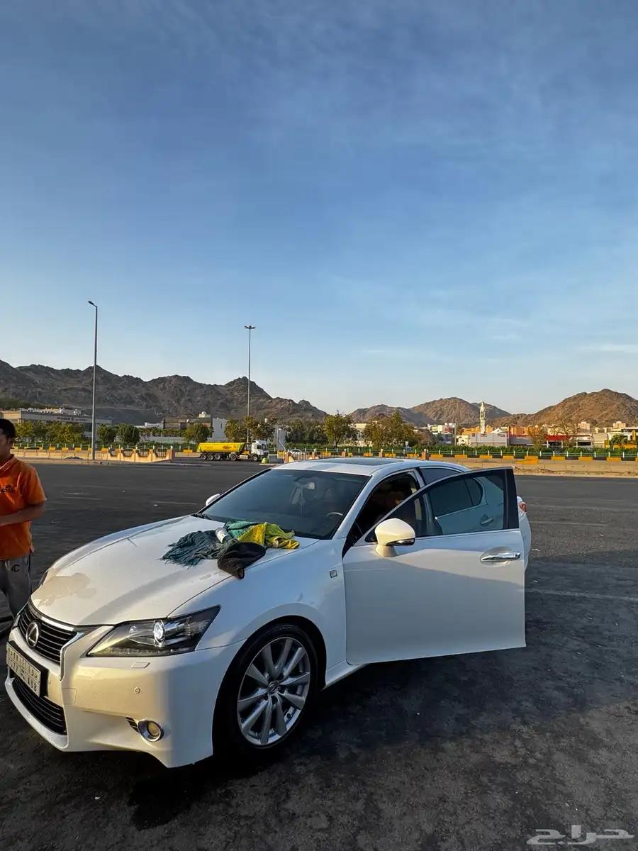 سياره لكزس GS 350 موديل 2013 3