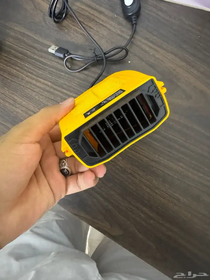 مروحة صغيرة محمولة متنقلة تبرد عليك في هالصيف 0