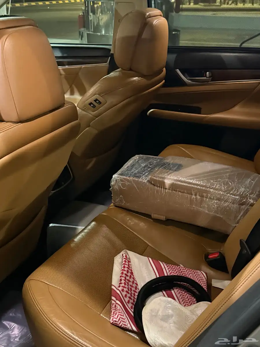 لكزس GS350 2015 9