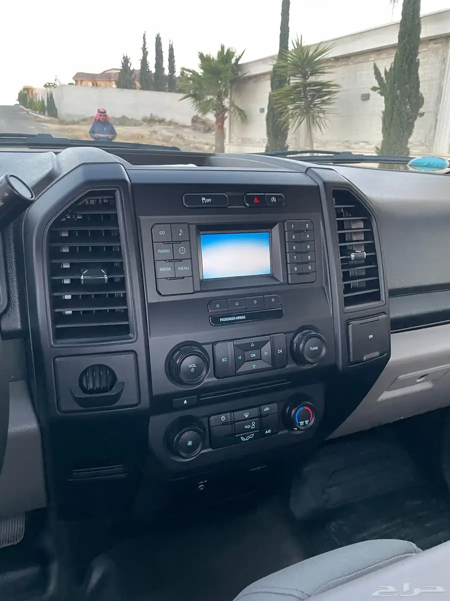للبيع فورد 2018 f150 بدون دبل 12