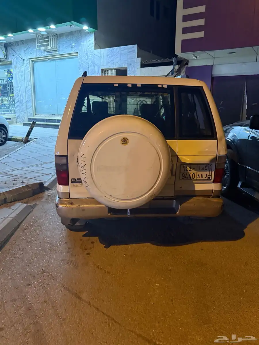 سياره ايسزوزو 0
