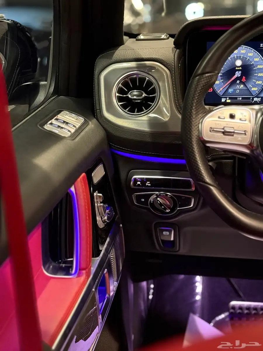 Mercedes G500 2023 30