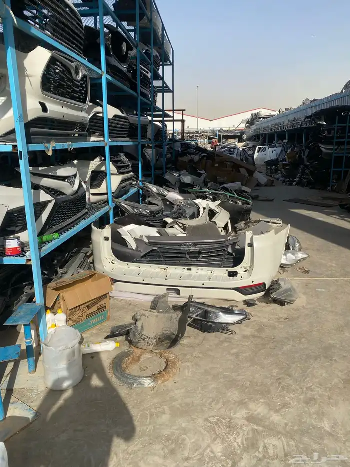 صدام خلفي جيب لاند كلوزر 2022_2023_2024_2025 1