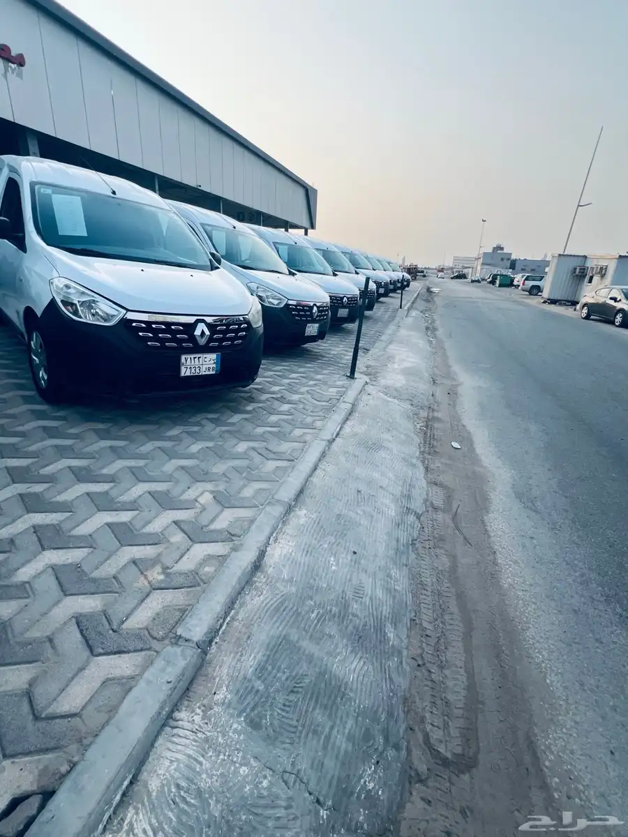 للبيع عدد 8 رينو دوكر موديل 2020 و 2021 0
