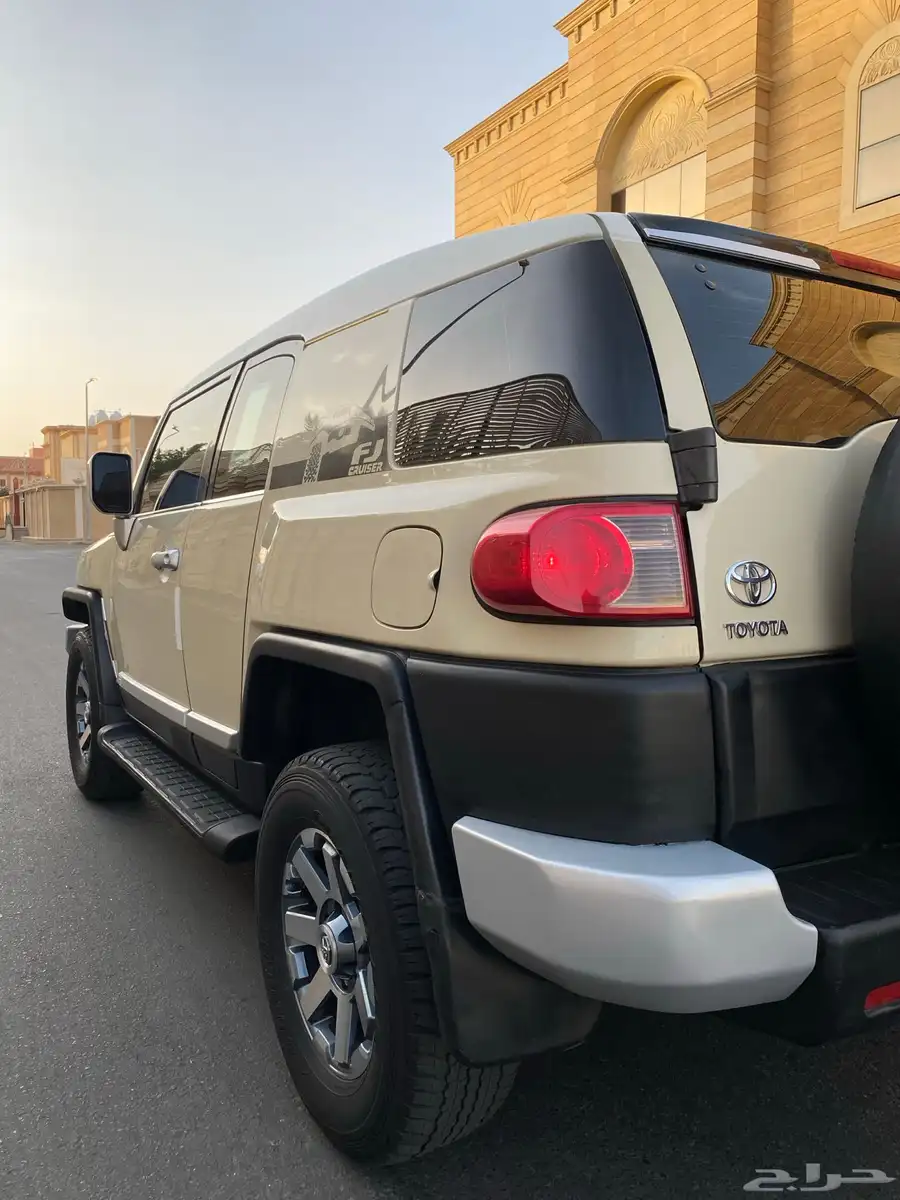 اف جي 10