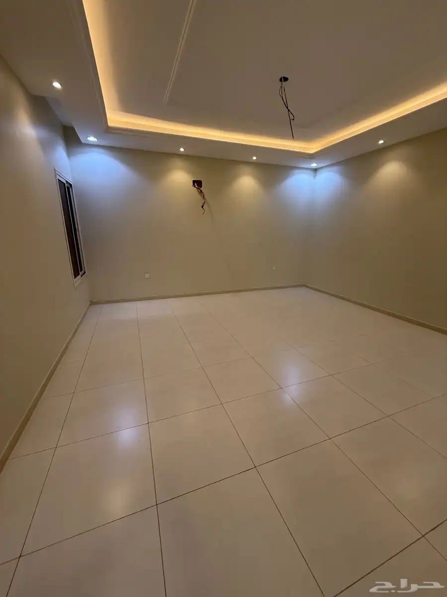للبيع شقق علويه ببايكه وغرفه سائق حي الموسي خميس مشيط 480 20