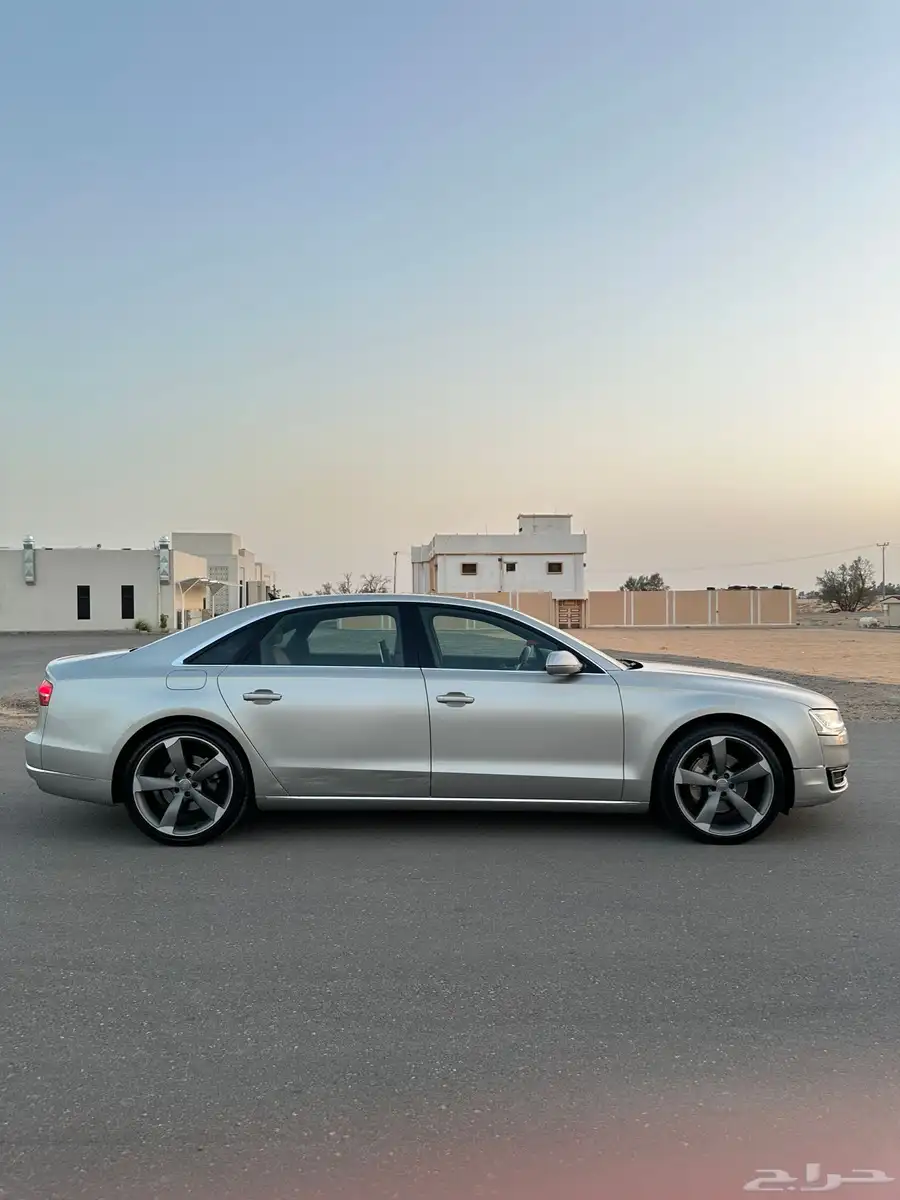 أودي A8L فل كامل 10