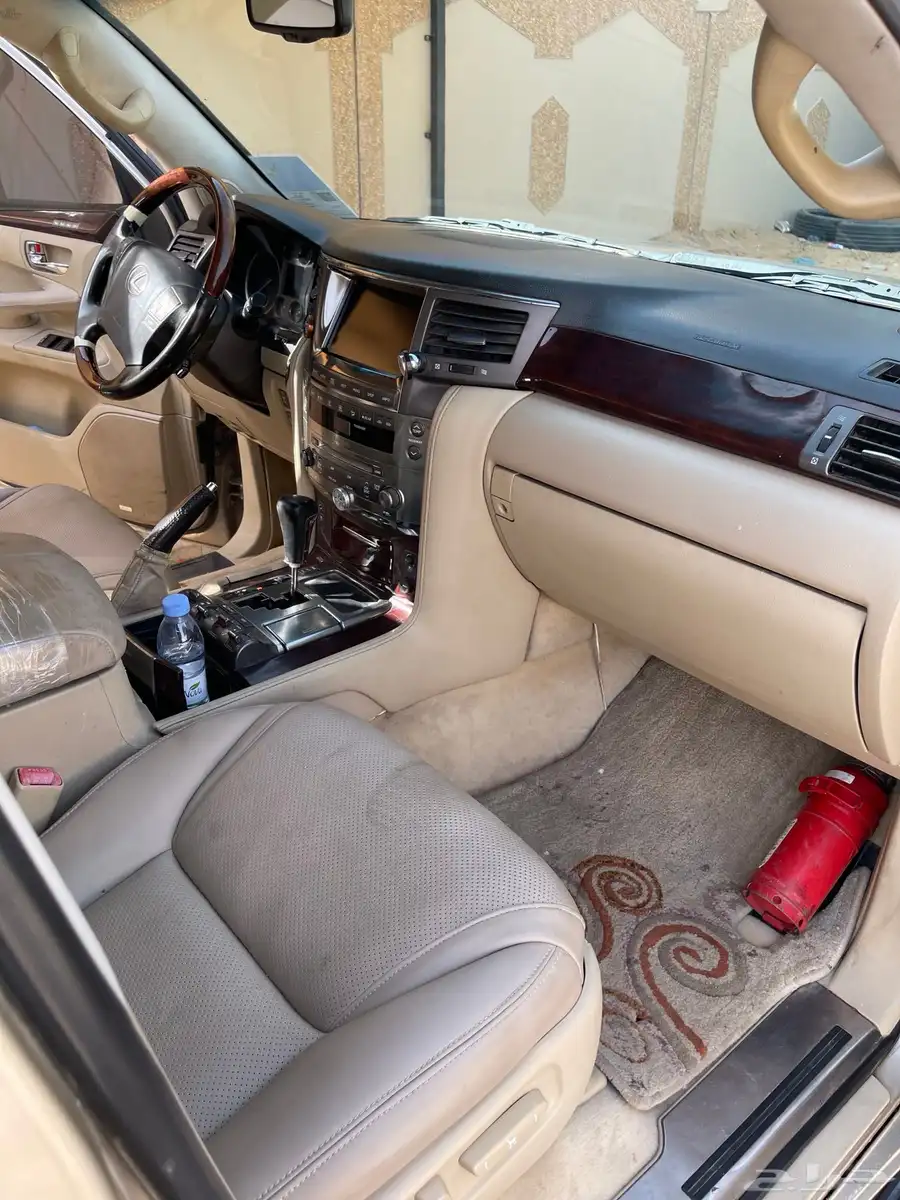 جيب لكزس LX570 موديل 2009 محول خارجي 2015 11