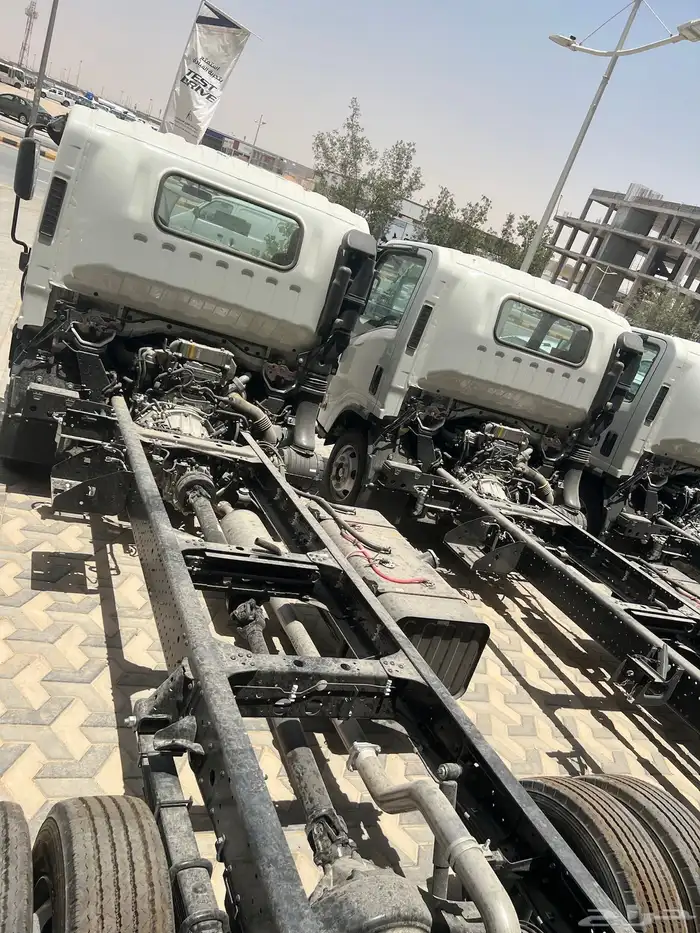 ايسوزو دينا NPR   NQR   Fr   FSR 4
