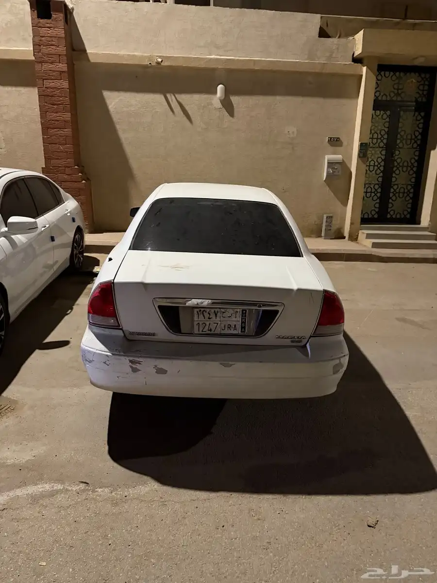 ميتسوبيشي ماجنا بيع قطع غيار 3